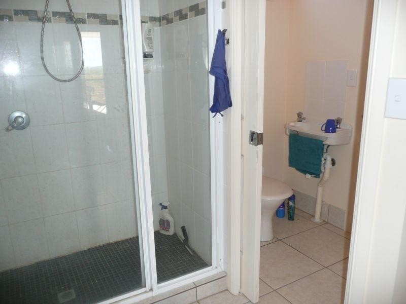 2/104 Dalrymple Street, Bowen QLD 4805