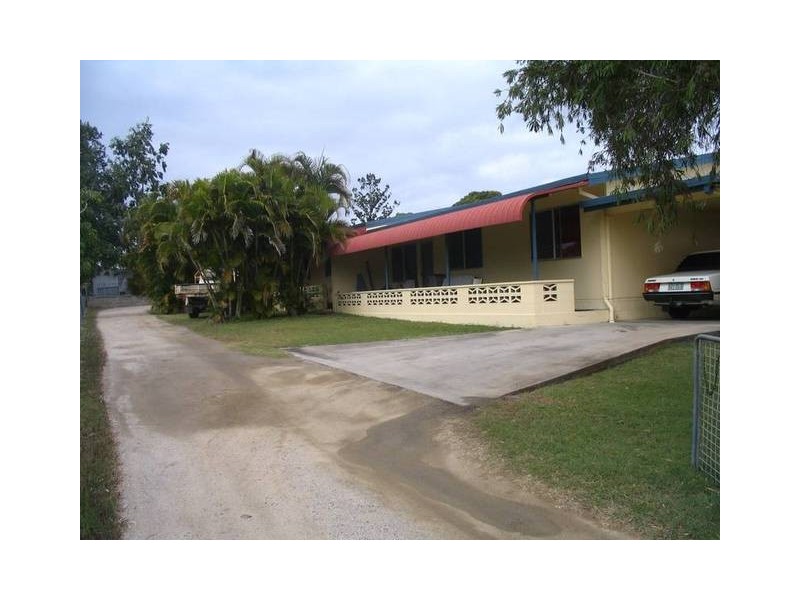 2/57 Livingstone Street, Bowen QLD 4805