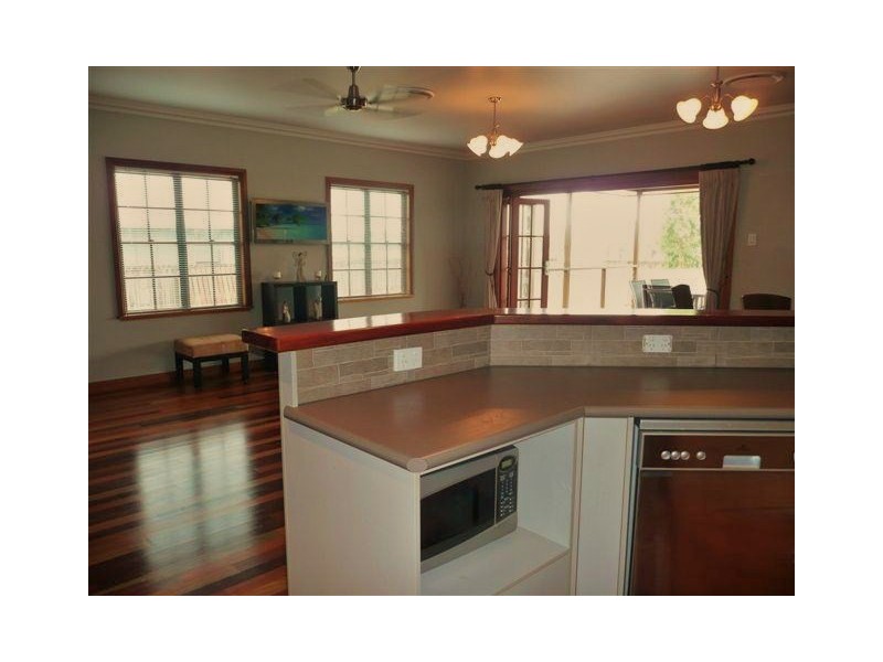 16 Kirkpatrick Court, Bowen QLD 4805