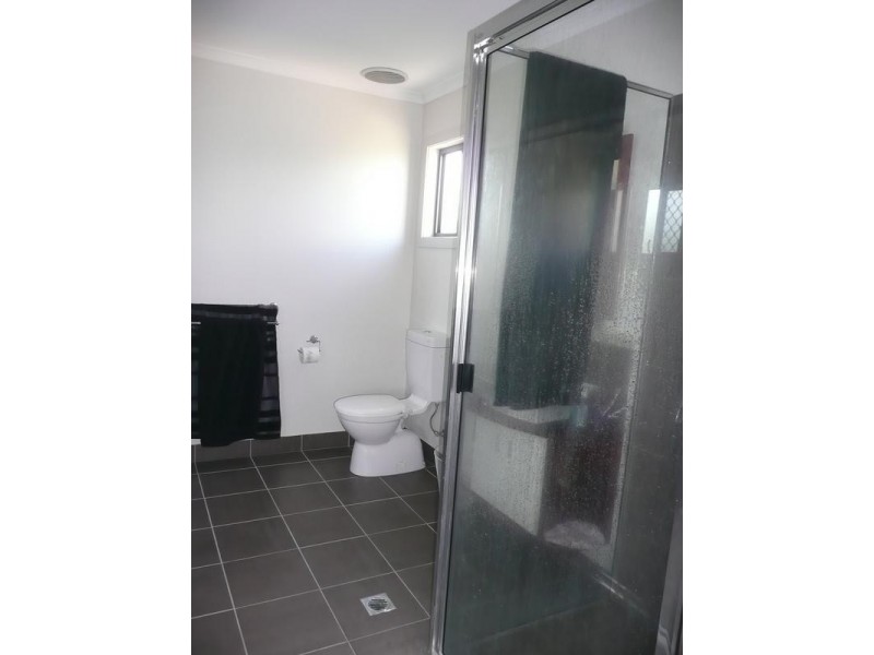 1/32 St Kilda Street, Bowen QLD 4805
