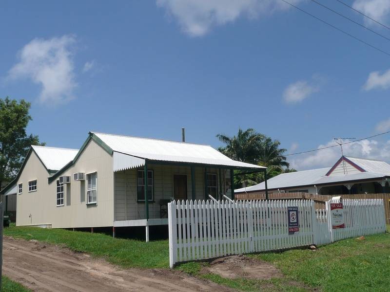 61 Reynolds Street, Bowen QLD 4805