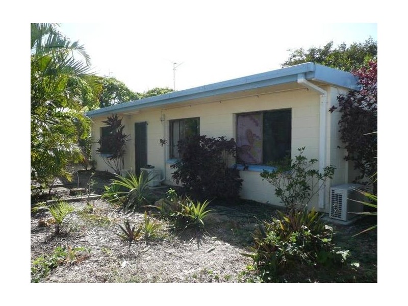 56 Creek Street, Bowen QLD 4805