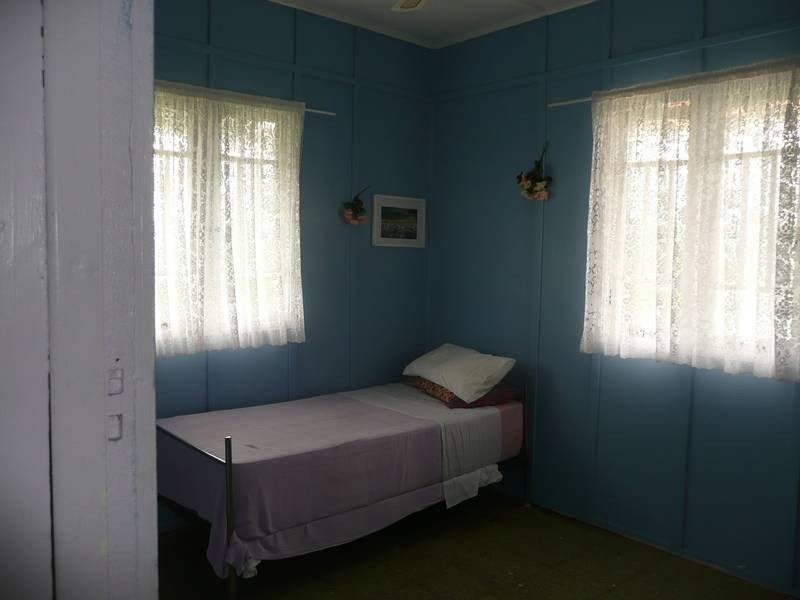 2 Toussaint Street, Collinsville QLD 4804