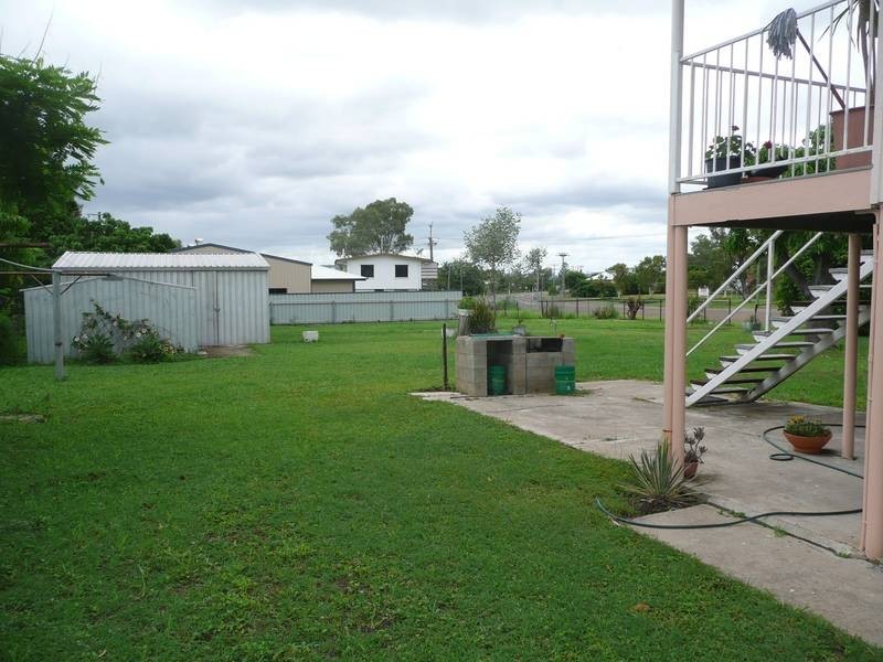 2 Toussaint Street, Collinsville QLD 4804