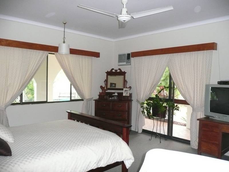 107 Hillview Road, Bowen QLD 4805