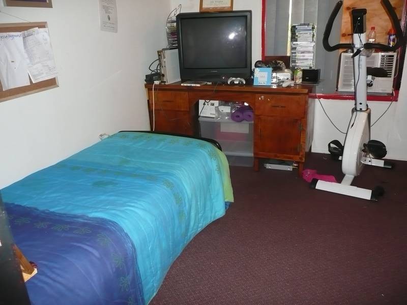 15 Gralton Street, Collinsville QLD 4804