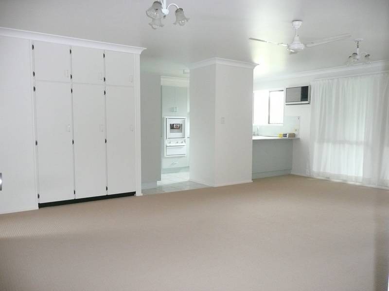 21 Tracey Street, Bowen QLD 4805
