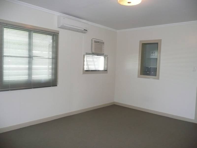 98 Dalrymple Street, Bowen QLD 4805