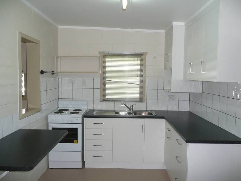 98 Dalrymple Street, Bowen QLD 4805