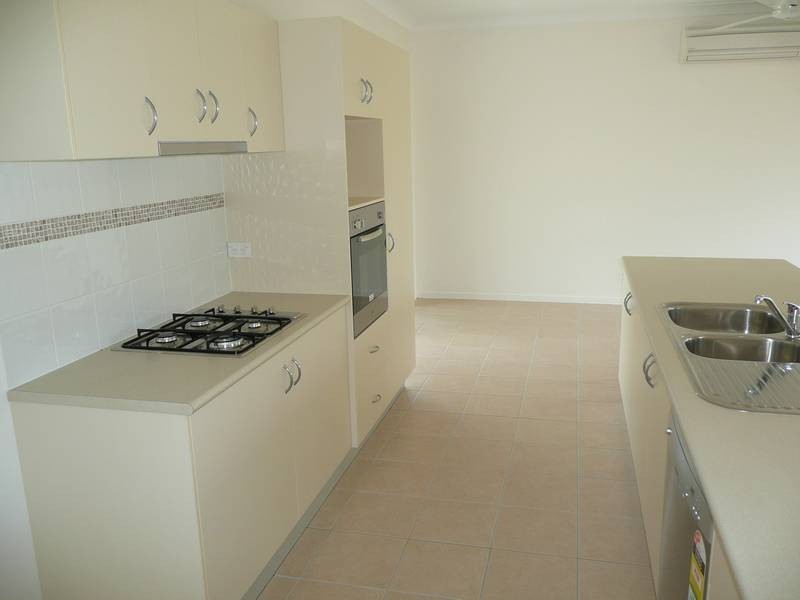 18 Lucinda Place, Bowen QLD 4805