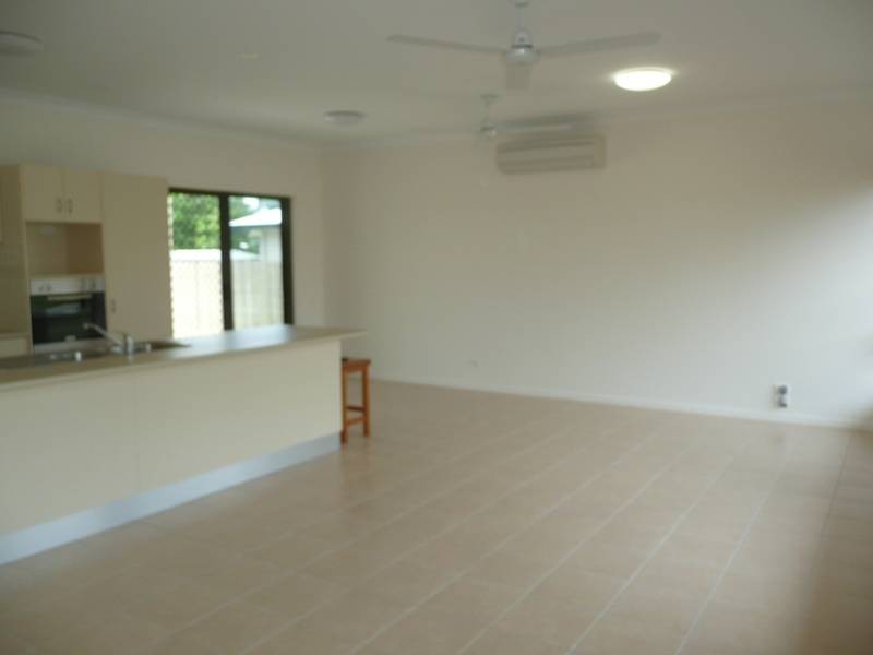 18 Lucinda Place, Bowen QLD 4805