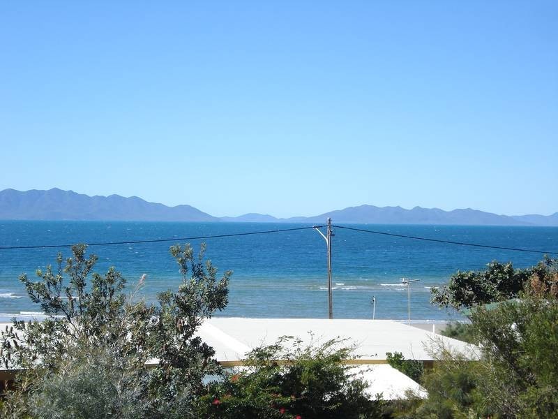 14 Casuarina Street, Bowen QLD 4805