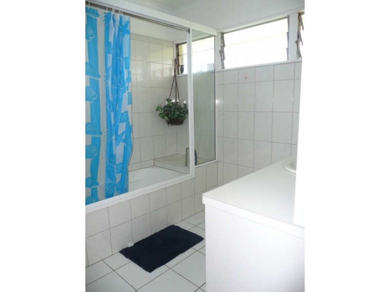 34 Tollington Road, Bowen QLD 4805