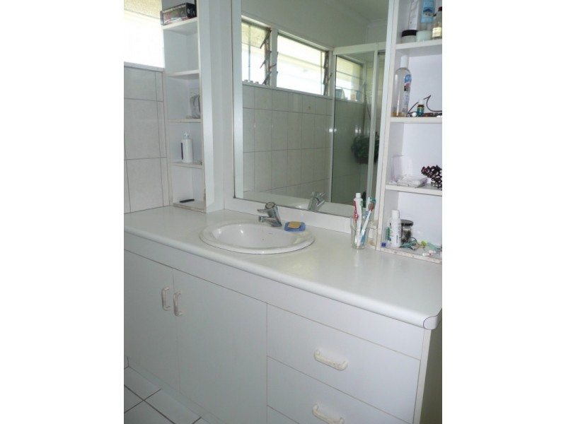 34 Tollington Road, Bowen QLD 4805