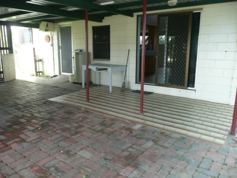 34 Tollington Road, Bowen QLD 4805