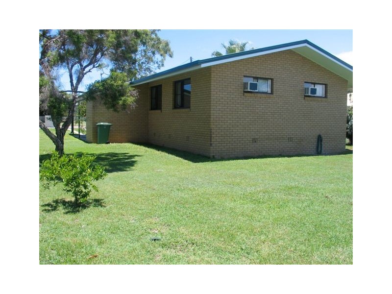 19 West Street, Bowen QLD 4805