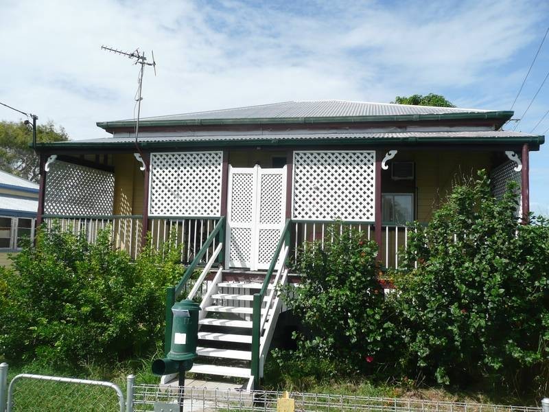 82 Herbert Street, Bowen QLD 4805