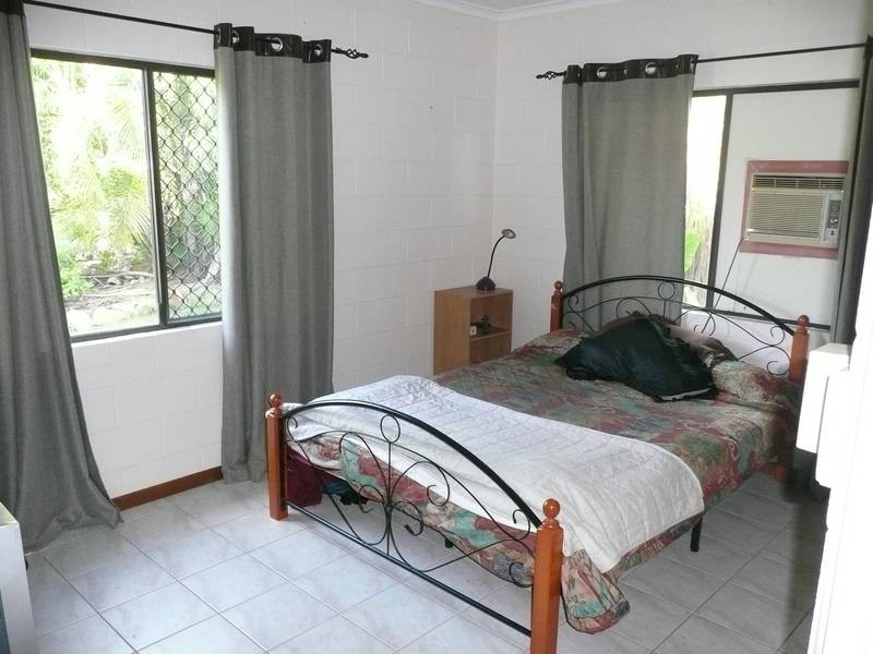 7 Bull Crescent, Bowen QLD 4805