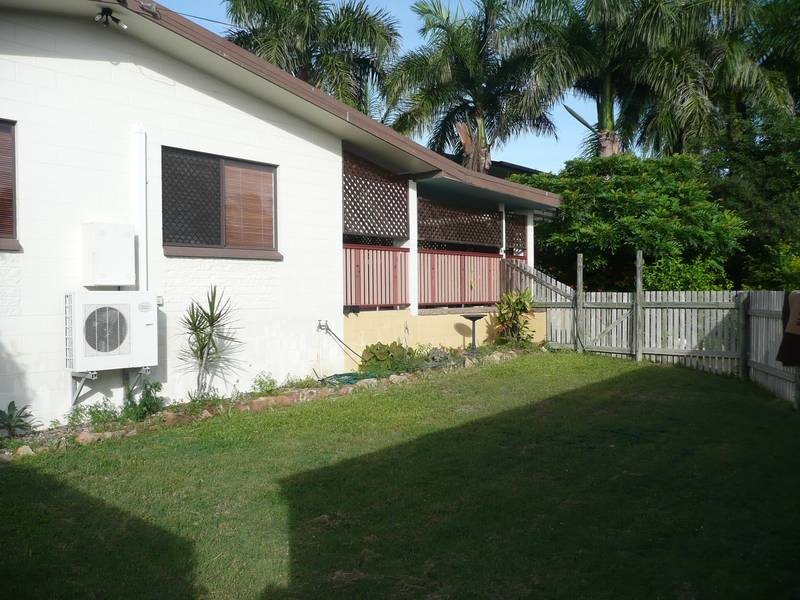 7 Bull Crescent, Bowen QLD 4805