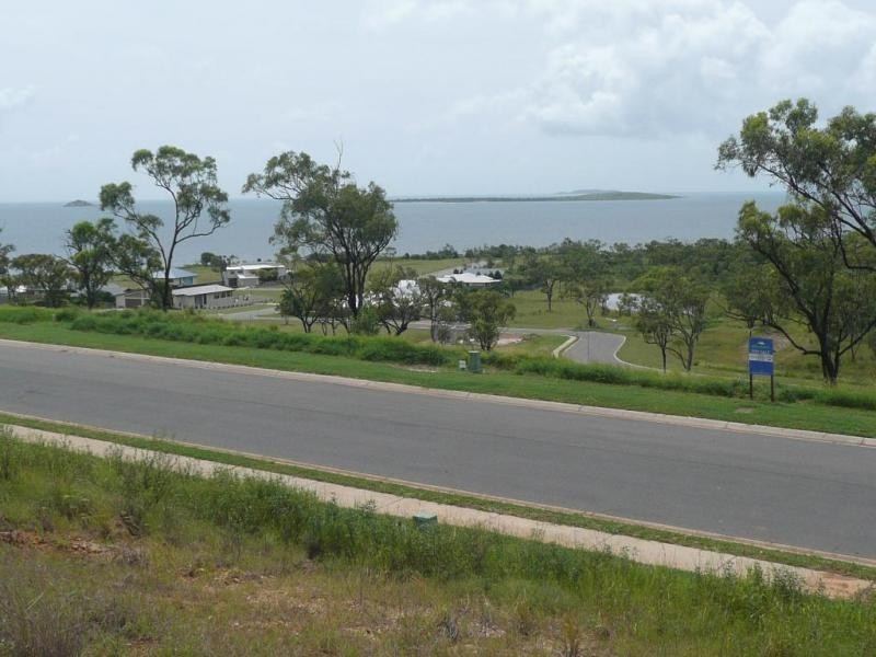 15 Grandview Terrace, Bowen QLD 4805