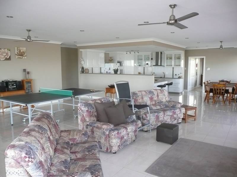 9 Bayside Court, Bowen QLD 4805