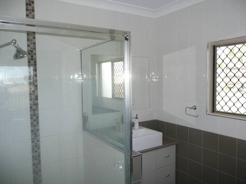 9 Bayside Court, Bowen QLD 4805