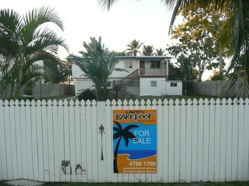30 Horseshoe Bay Road, Bowen QLD 4805