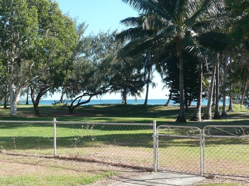 30 Horseshoe Bay Road, Bowen QLD 4805