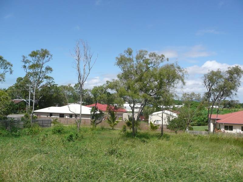 5 Craigie Court, Bowen QLD 4805