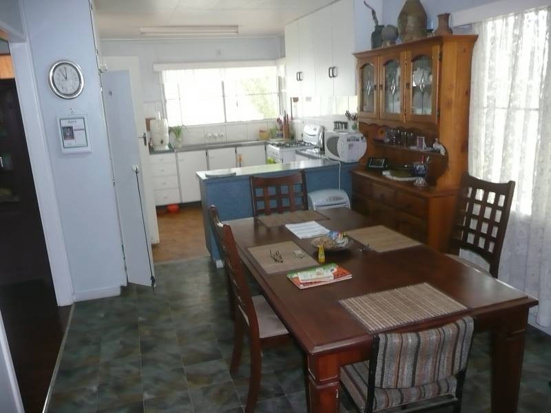 28 Livingstone Street, Bowen QLD 4805