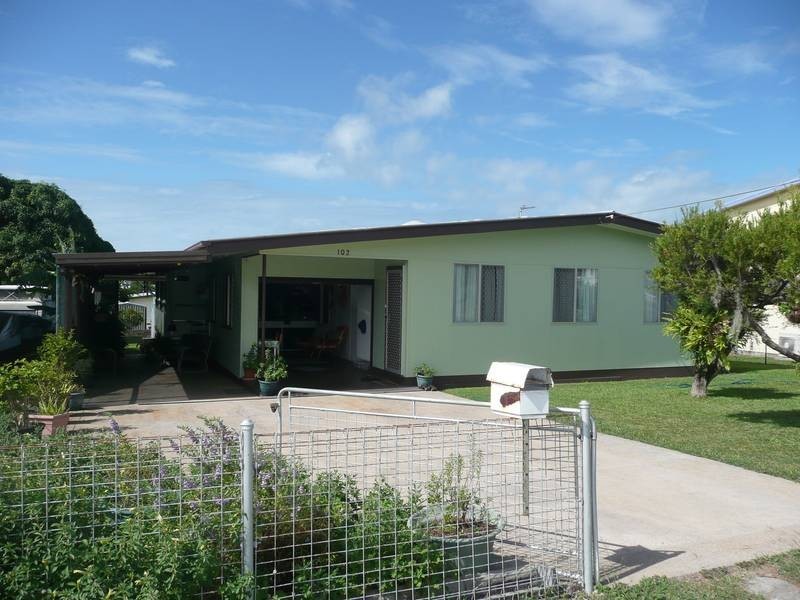 102 Gregory Street, Bowen QLD 4805