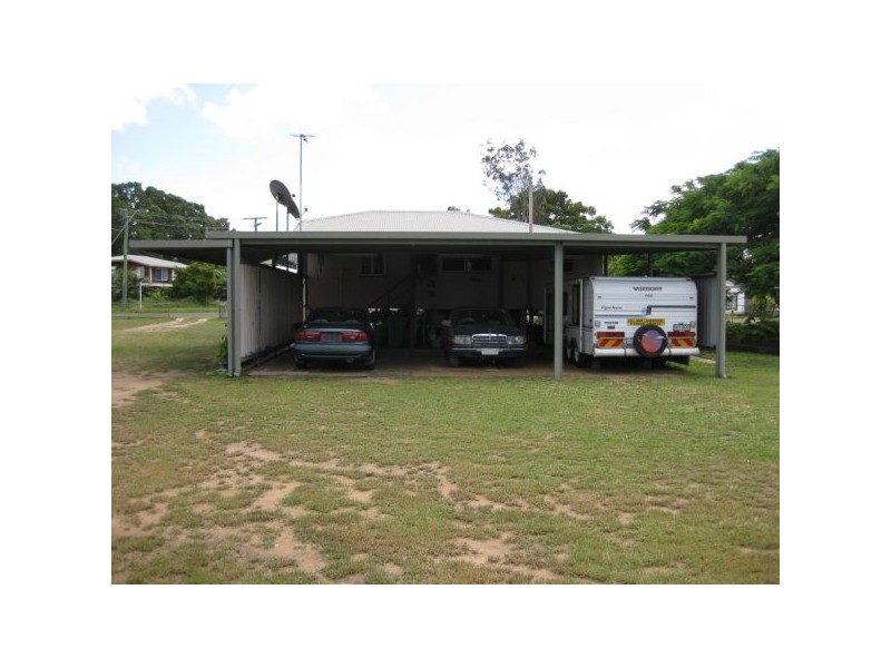 16 Birralee Road, Collinsville QLD 4804
