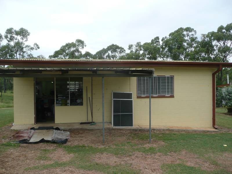 8 Heronvale Road, Bowen QLD 4805