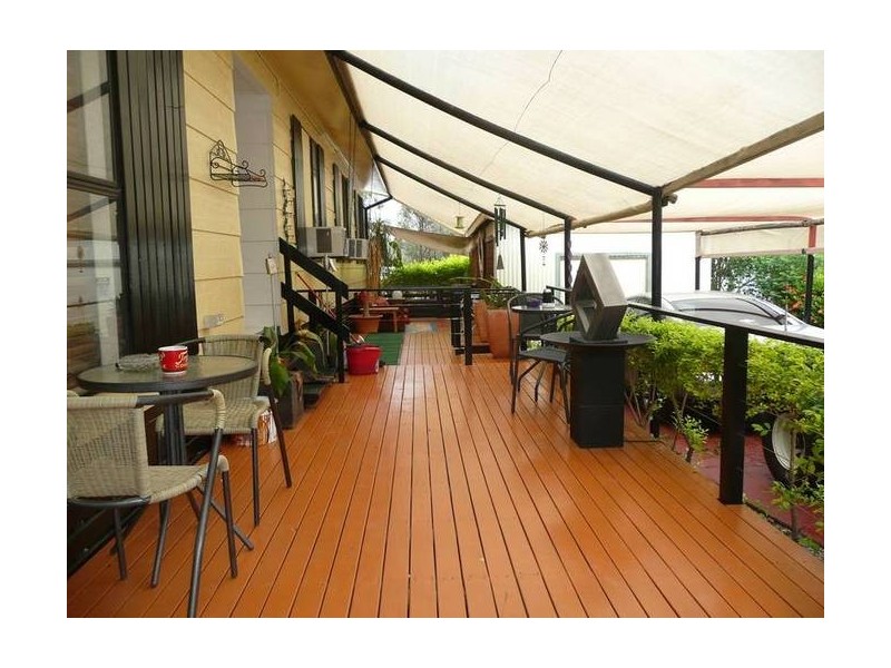 15 Gralton, Collinsville QLD 4804