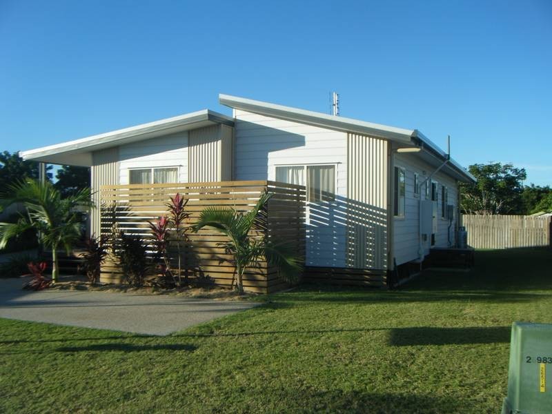 14a Lucinda Place, Bowen QLD 4805