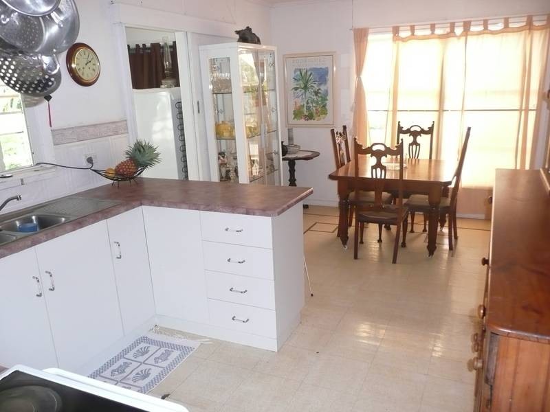 25 Tollington Road, Bowen QLD 4805