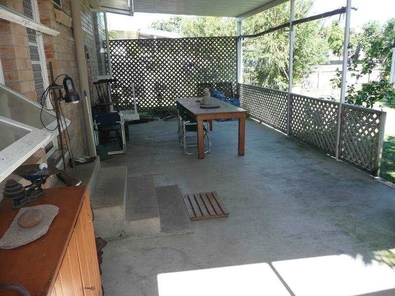 25 Tollington Road, Bowen QLD 4805