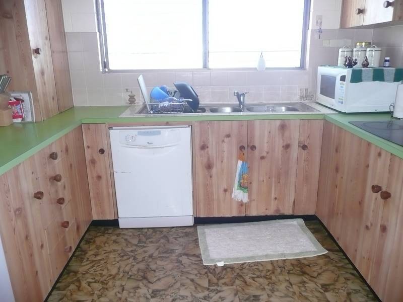 12 Wentworth Street, Bowen QLD 4805