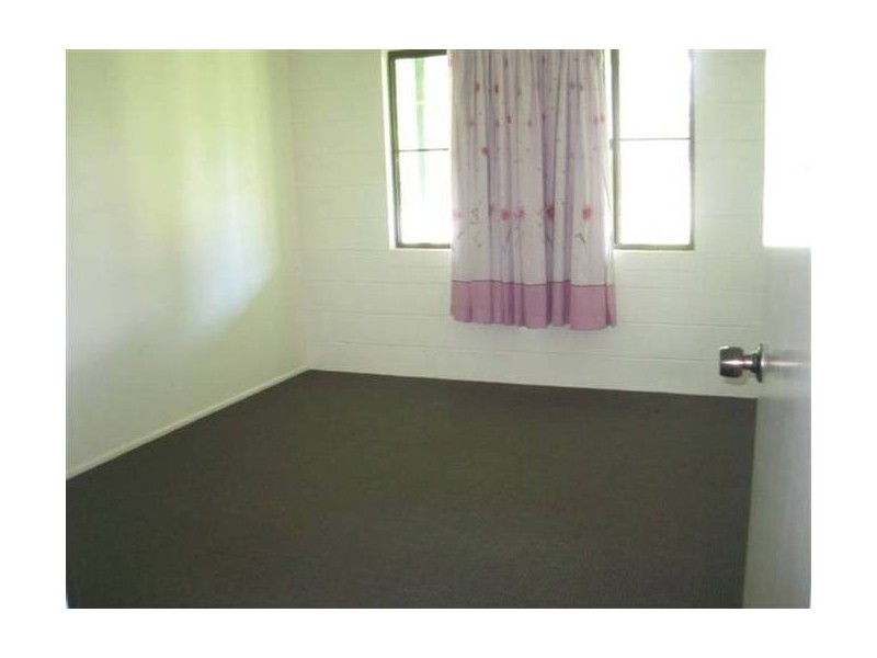 8 Webster Street, Bowen QLD 4805