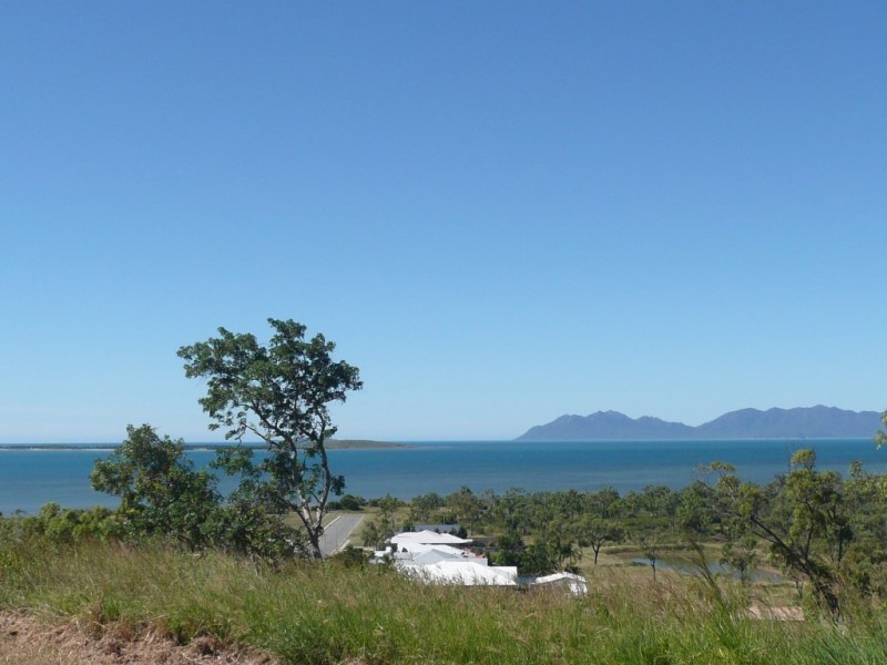 26 Grandview Terrace, Bowen QLD 4805