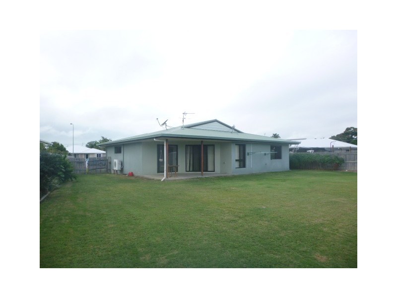 5 Cullen Close, Bowen QLD 4805
