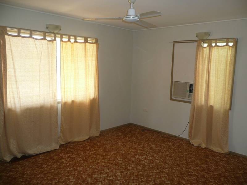18 Eleventh Avenue, Scottville QLD 4804