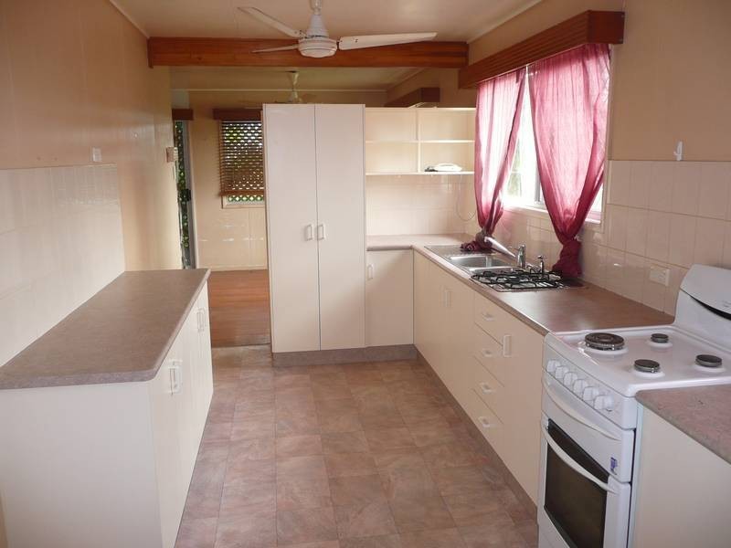 41 Eleventh Avenue, Scottville QLD 4804