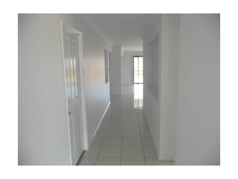 1 Bank Drive, Bowen QLD 4805