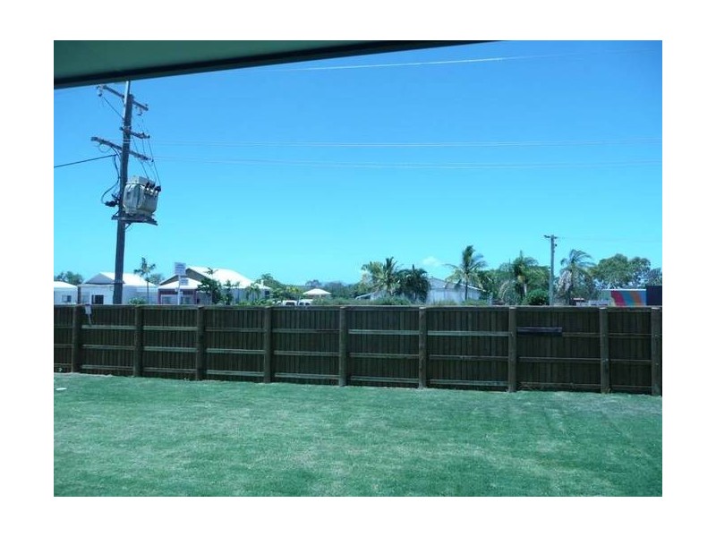 1 Bank Drive, Bowen QLD 4805