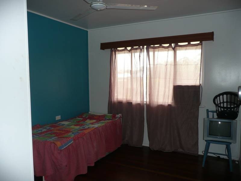 15 Mackenzie Street, Bowen QLD 4805