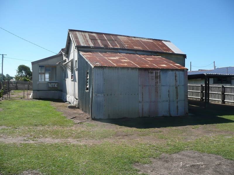 19 Sinclair Street, Bowen QLD 4805