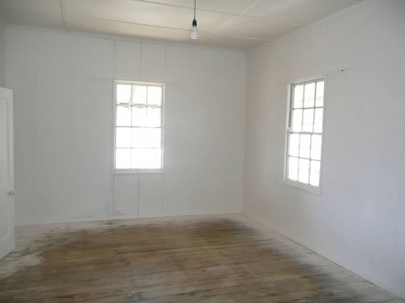 19 Sinclair Street, Bowen QLD 4805