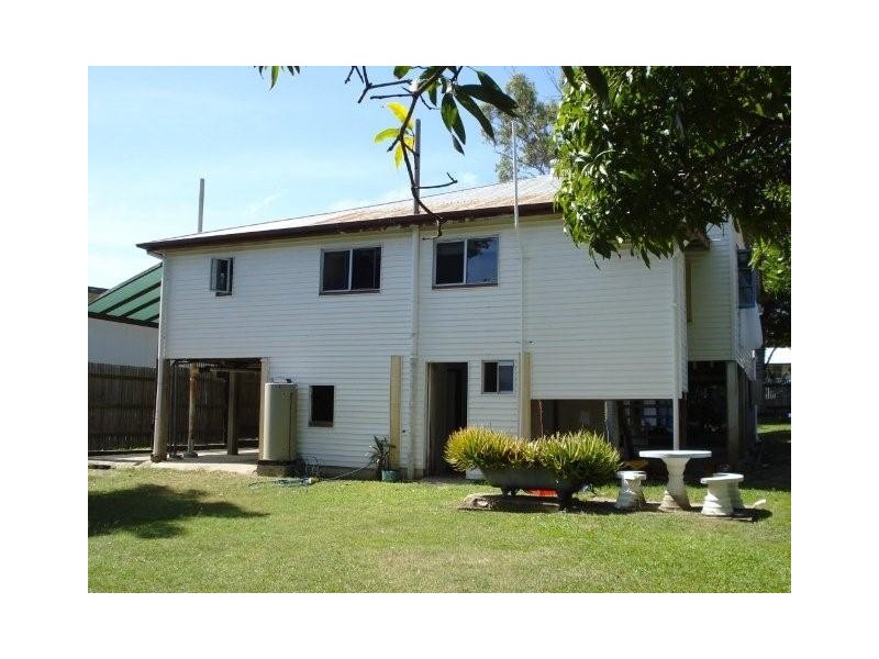 38 Reynolds Street, Bowen QLD 4805