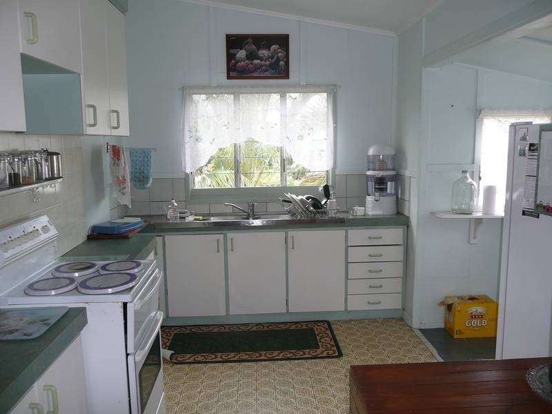 25 Conway Street, Collinsville QLD 4804